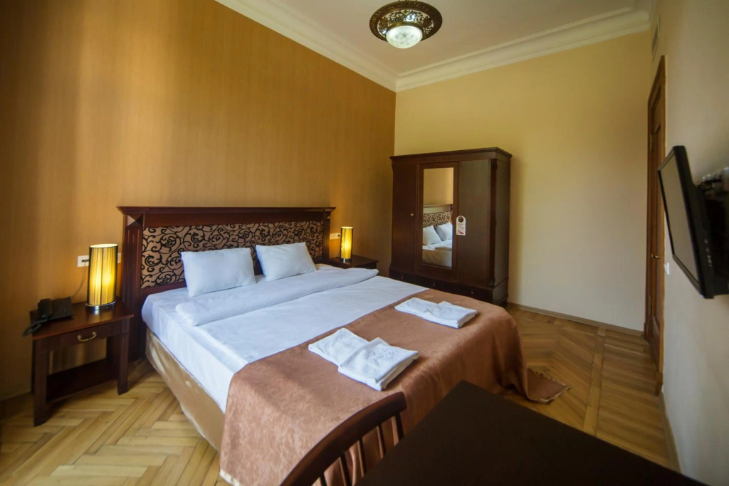 Кутаиси: Отель Legends Tskaltubo Spa Resort