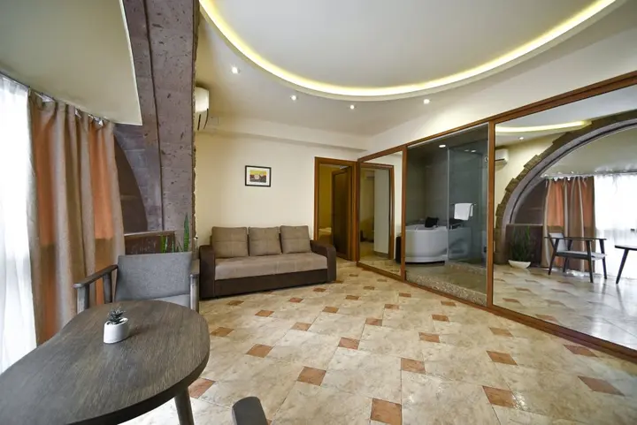 Ереван: Skyline Hotel Yerevan