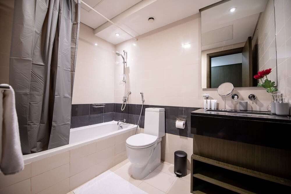 Дубай: OSKENA Vacation Homes - The Loft Tower Downtown