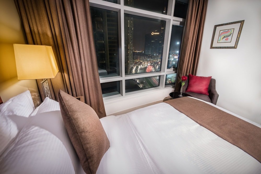 Дубай: OSKENA Vacation Homes - The Loft Tower Downtown