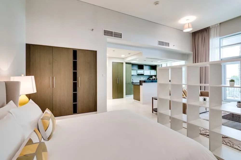 Дубай: OSKENA Vacation Homes - The Loft Tower Downtown