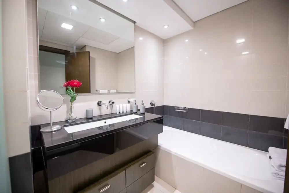 Дубай: OSKENA Vacation Homes - The Loft Tower Downtown