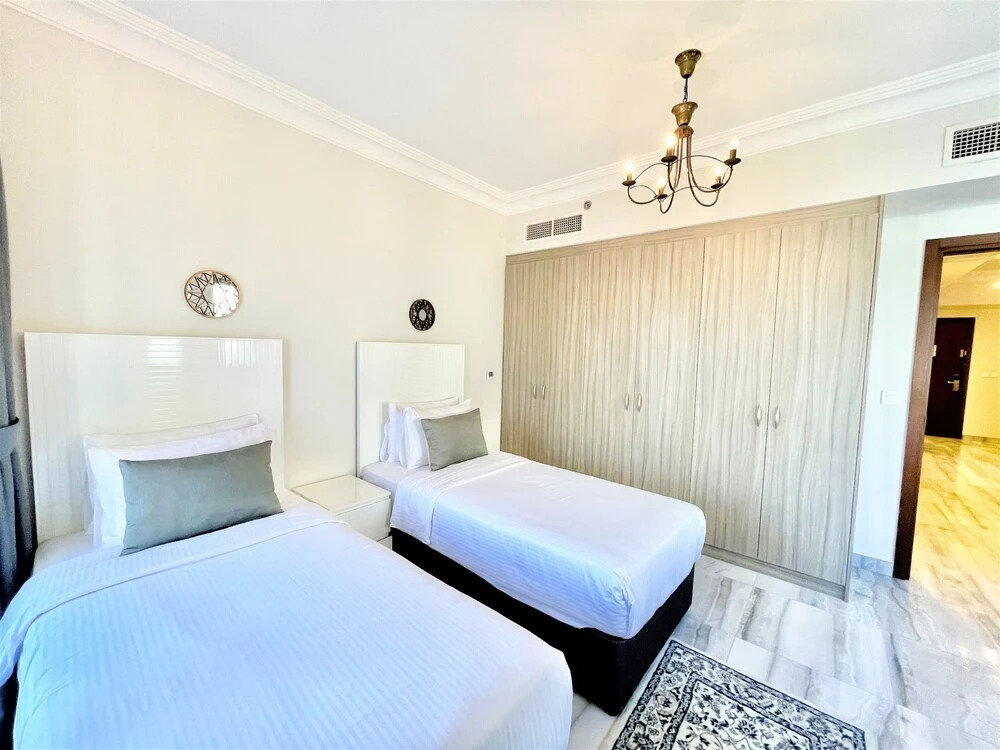 Дубай: Marbella Executive 2 Bedrooms Balcony