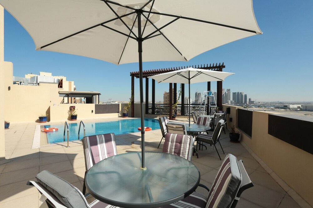Дубай: Marbella Executive 2 Bedrooms Balcony