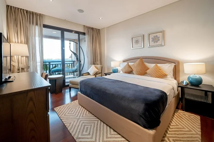 Дубай: HiGuests Vacation Homes Royal Amwaj