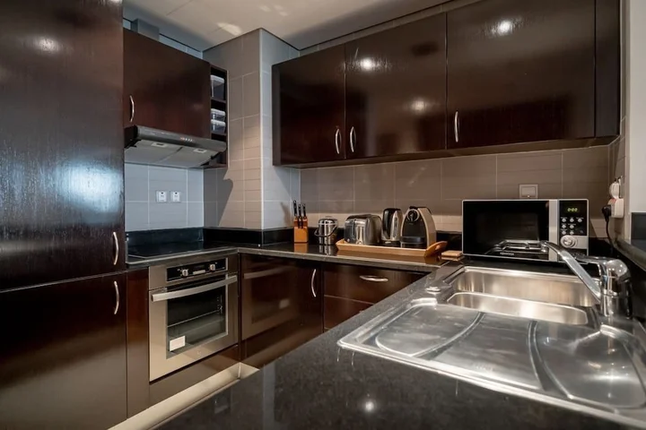 Дубай: HiGuests Vacation Homes Royal Amwaj