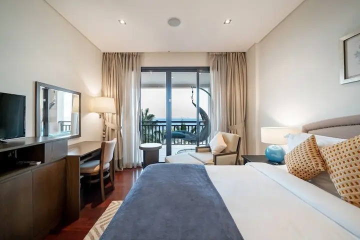 Дубай: HiGuests Vacation Homes Royal Amwaj