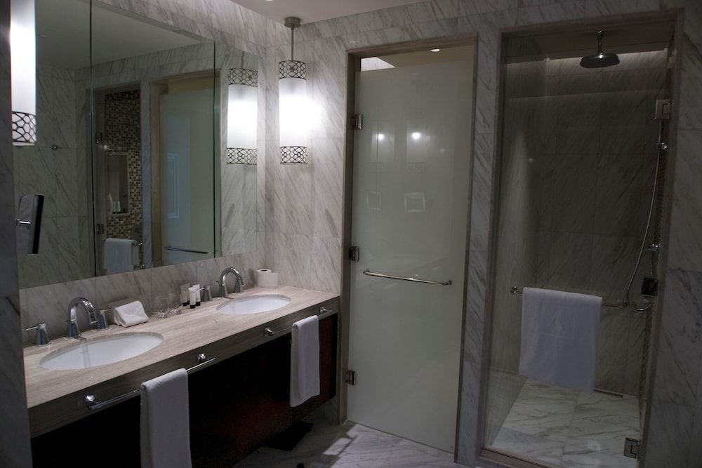 Дубай: Ultimate Luxury & Views at the Fountains Dubai