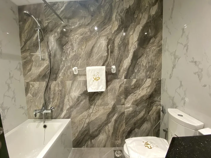 Дубай: Апартаменты Studio | Burj khalifa & Lake view | Business Bay