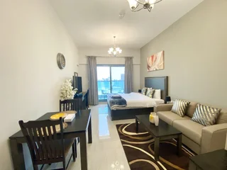Дубай: Апартаменты Studio | Burj khalifa & Lake view | Business Bay