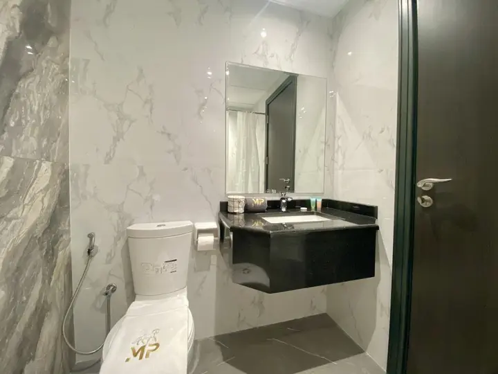 Дубай: Апартаменты Studio | Burj khalifa & Lake view | Business Bay
