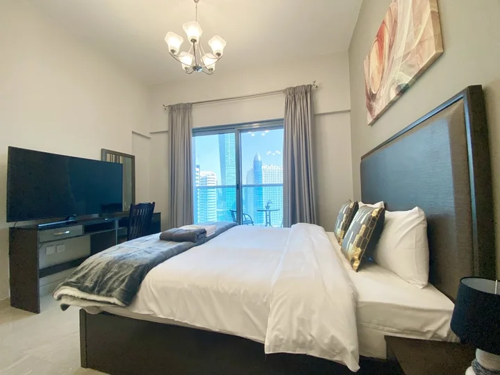 Дубай: Апартаменты Studio | Burj khalifa & Lake view | Business Bay