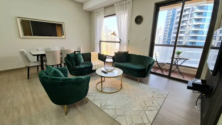 Дубай: Апартаменты Marco Polo - High-rise 1BR Apt with Amazing Marina Views
