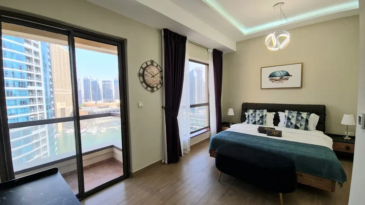 Дубай: Апартаменты Marco Polo - High-rise 1BR Apt with Amazing Marina Views