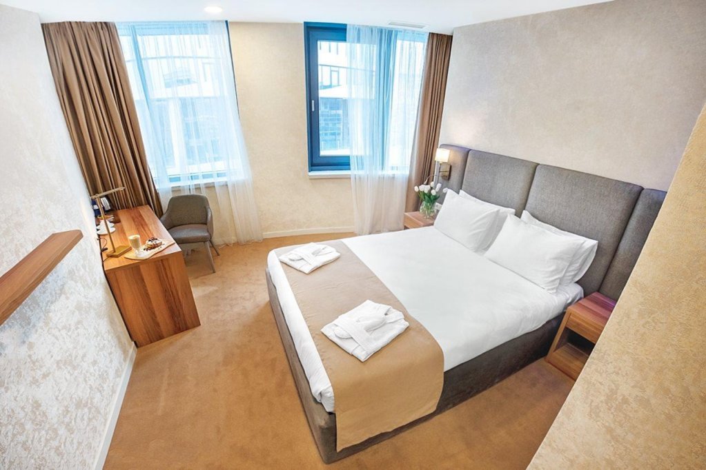 Тбилиси: Meta Business Hotel