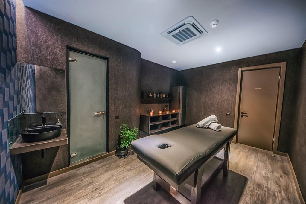 Тбилиси: Meta Business Hotel
