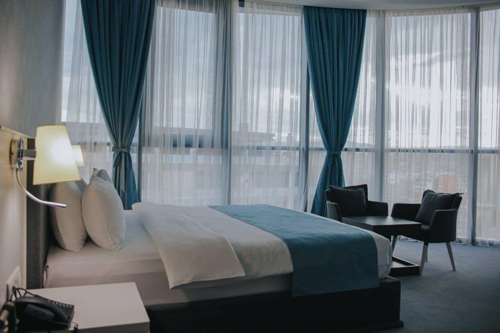 Тбилиси: Meta Business Hotel