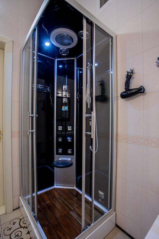 Апартаменты 3-комнатные HomeApart Ленина, 6 — фото 6