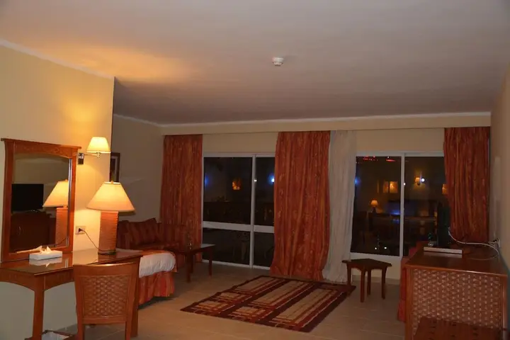 Magic Stay at Le Mirage Hotel — фото 2