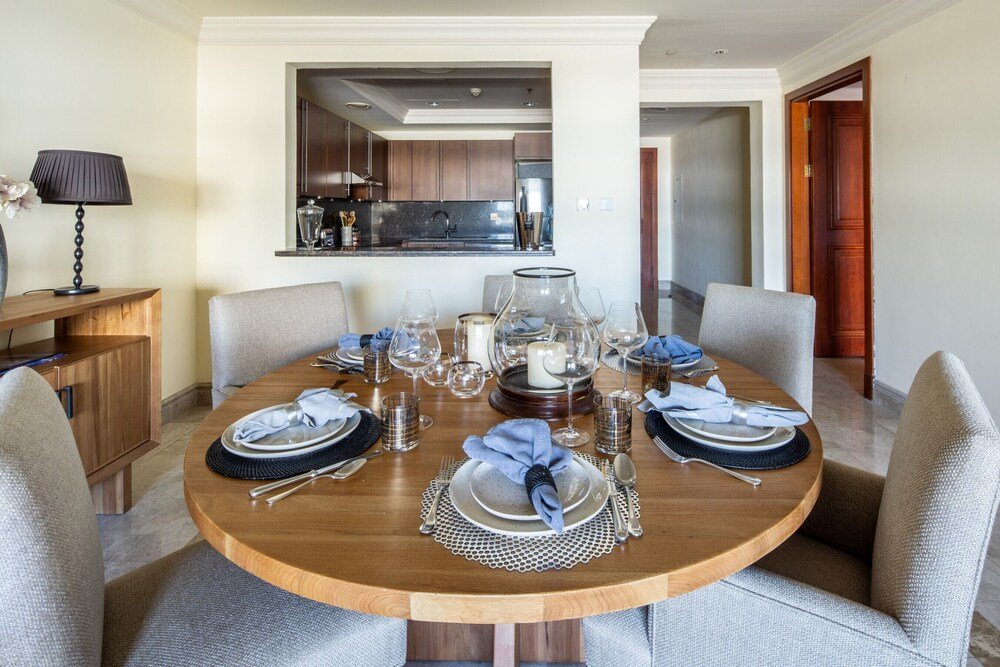 Дубай: Luxury Lifestyle In This 1BR Apt - Fairmont Palm Jumeirah
