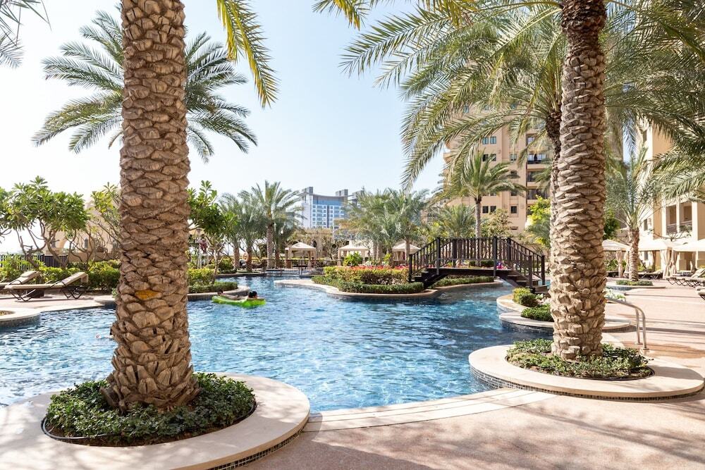 Дубай: Luxury Lifestyle In This 1BR Apt - Fairmont Palm Jumeirah