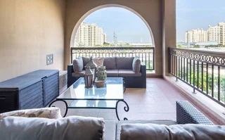 Дубай: Luxury Lifestyle In This 1BR Apt - Fairmont Palm Jumeirah