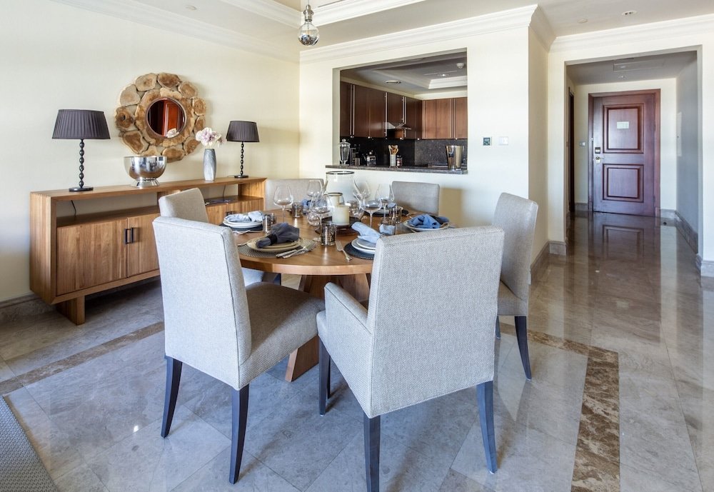 Дубай: Luxury Lifestyle In This 1BR Apt - Fairmont Palm Jumeirah