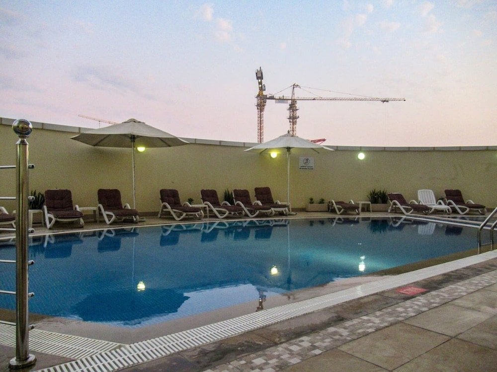 Дубай: Prime Studio With Scenic Water Views in Jlt!