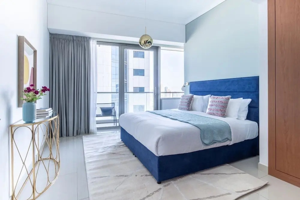Дубай: Sophisticated 1BR Apartment in Dubai Marina