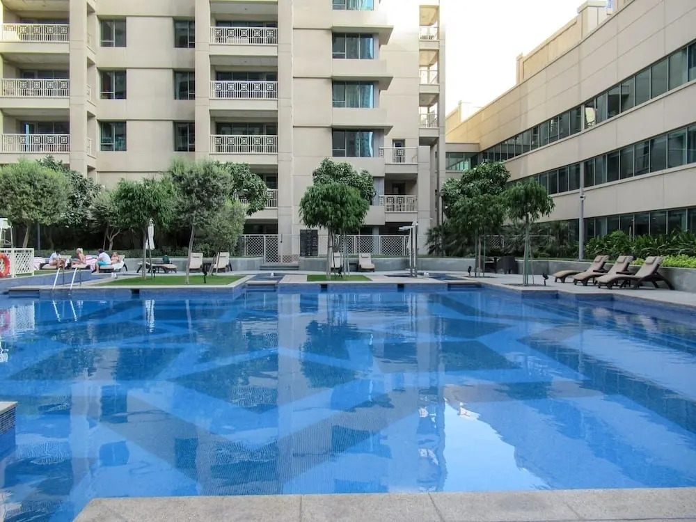 Дубай: Spacious + Functional Studio Apt in Downtown Dubai
