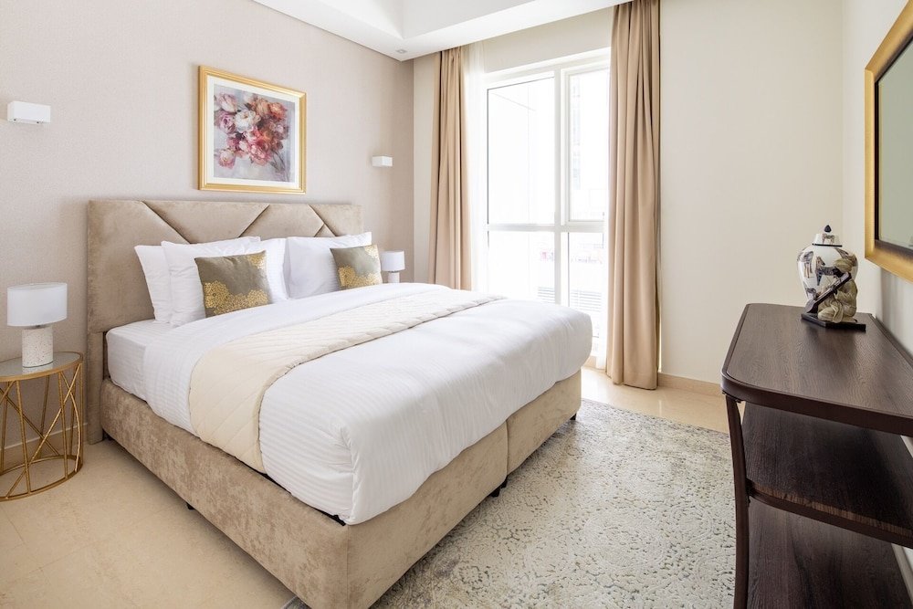 Дубай: Resplendent 2BR Apartment In The Heart Of Downtown Dubai