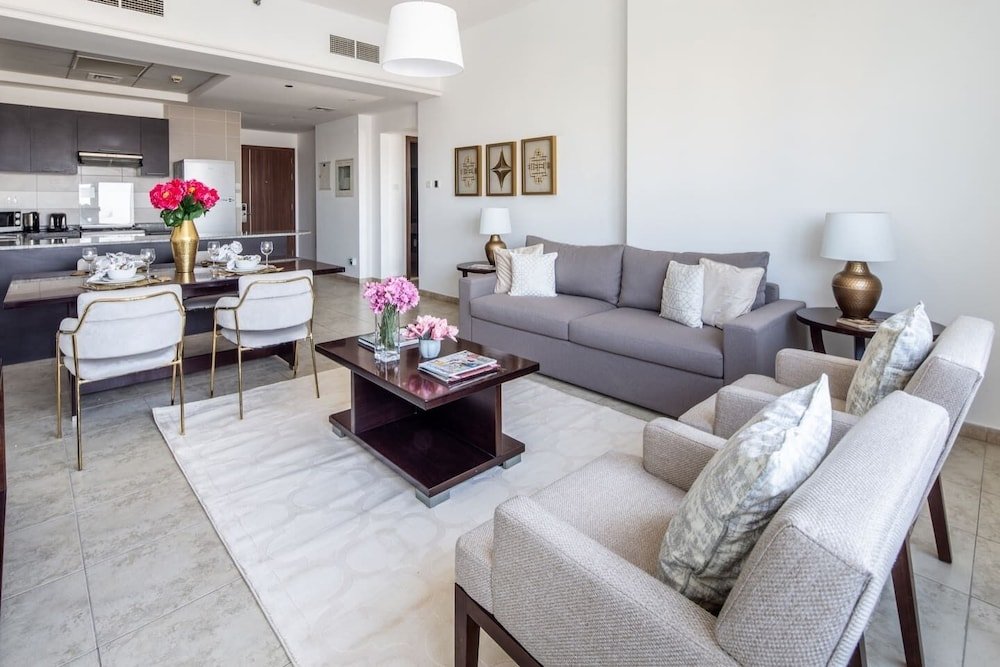 Дубай: Outstanding 2BR in Serene JVT Neighborhood!