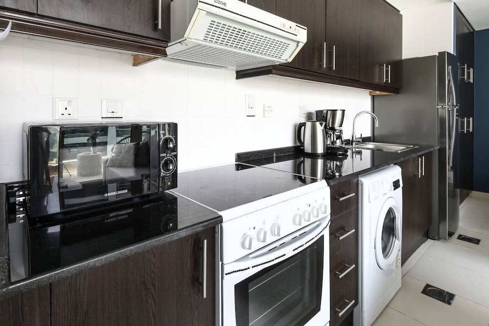 Дубай: Enticing Studio in Dubai Marina - Next to Beach!