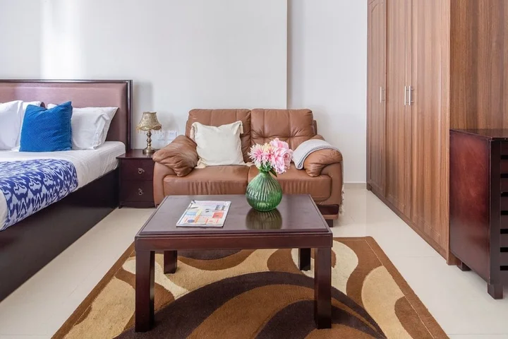 Дубай: Premier Studio in Sports City w/ Golf Course View!