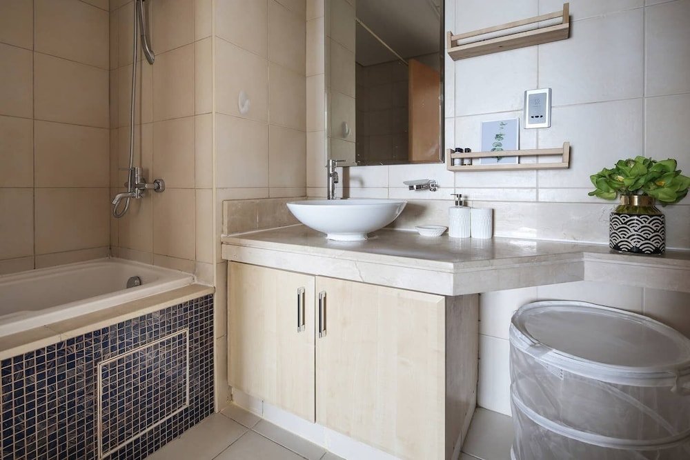Дубай: Sleek And Elegant 1BR on The Palm!