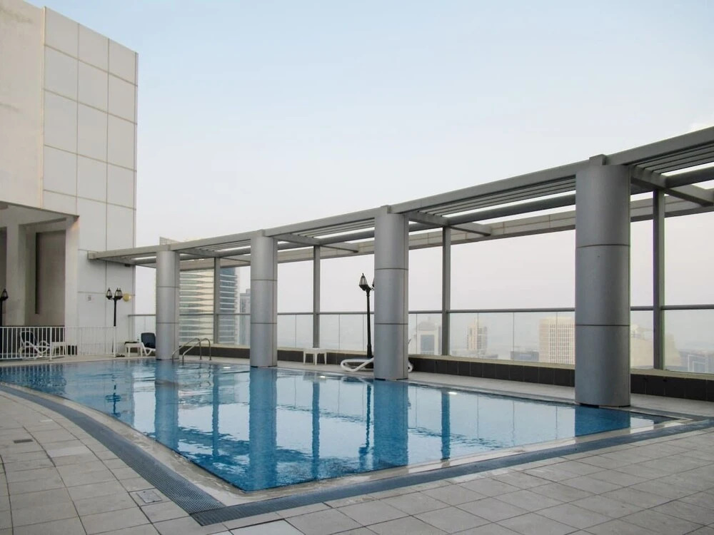 Дубай: Modern Rustic Studio Apartment in Downtown Dubai