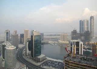 Дубай: Modern Rustic Studio Apartment in Downtown Dubai