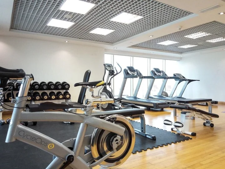Дубай: Warm & Striking Studio Apartment in the Heart of Jlt!