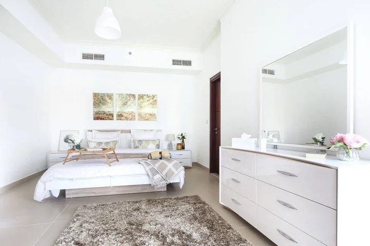 Дубай: Spectacular 2BR in Beautiful Burj Vista!