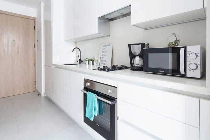 Дубай: Modern & Adorable Studio w/ Spectacular Burj Khalifa Views!