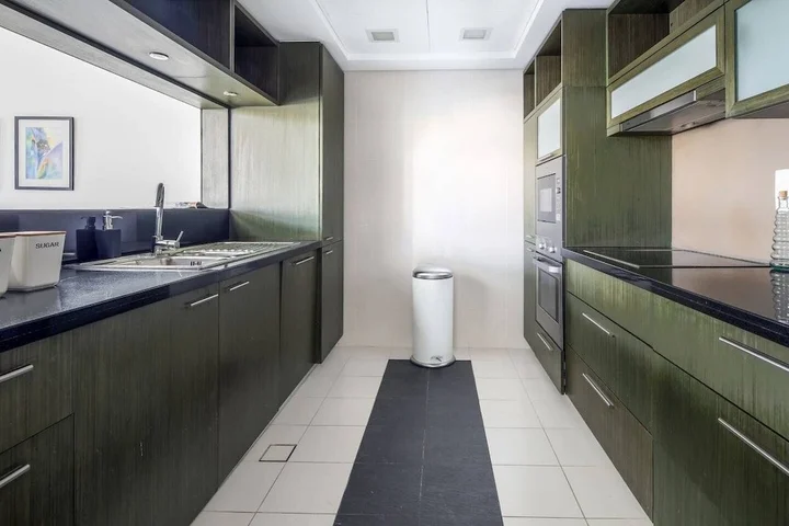 Дубай: Phenomenal Burj Khalifa Views in This Lovely 2br!
