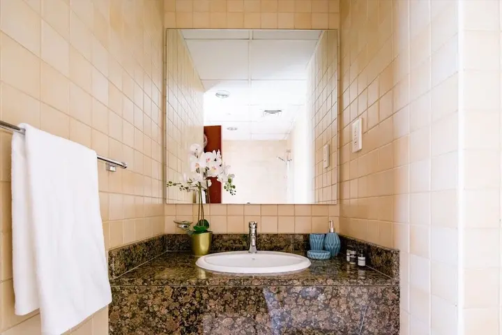 Дубай: Simple Yet Elegant Studio Apartment in JBR