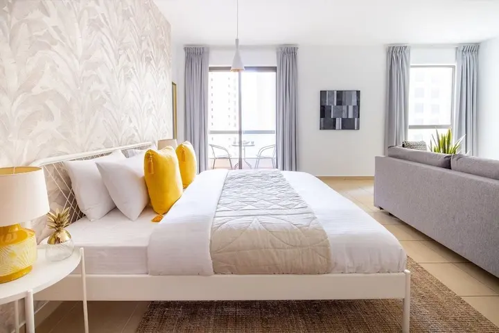Дубай: Simple Yet Elegant Studio Apartment in JBR