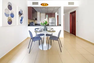 Дубай: Simple Yet Elegant Studio Apartment in JBR