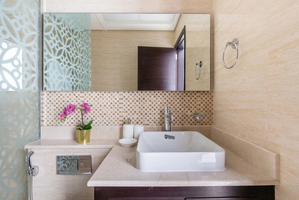 Дубай: Luxuriously Elegant 2BR Apartment in Downtown Dubai