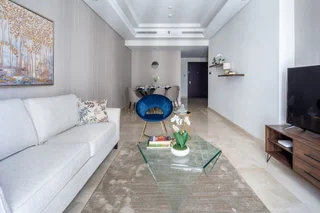 Дубай: Luxuriously Elegant 2BR Apartment in Downtown Dubai