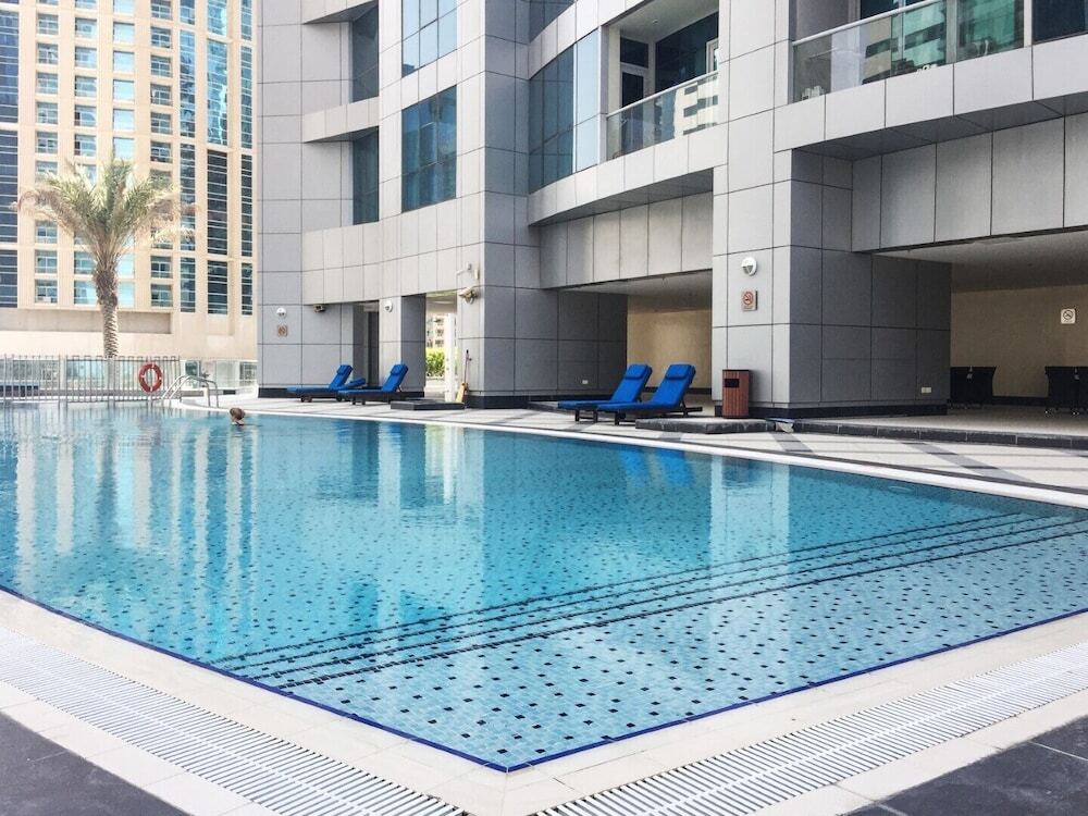 Дубай: Stylish & Spacious 2BR In Dubai Marina