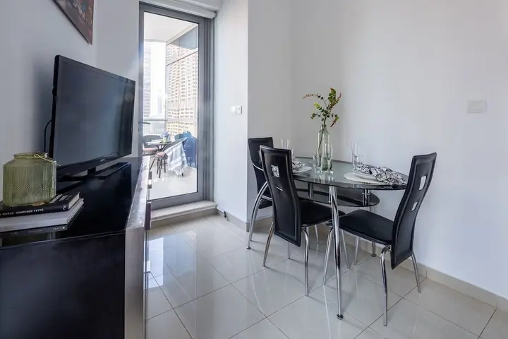 Дубай: Modern Studio w/ Incredible Marina Views!