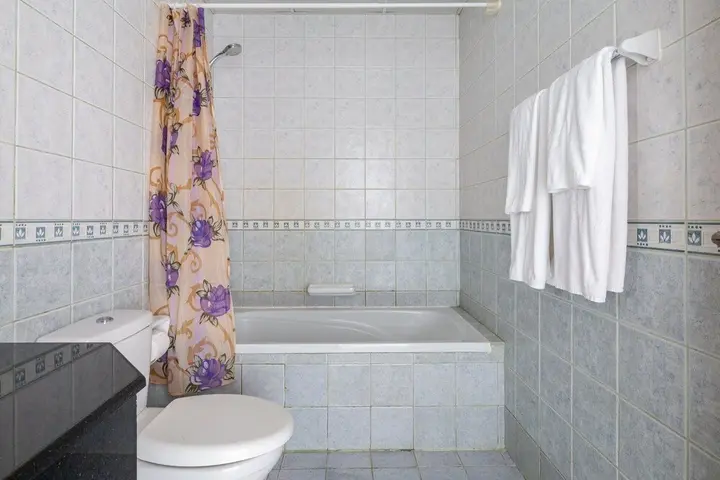 Дубай: Light and Modern Studio in Jlt! Sleeps 3!