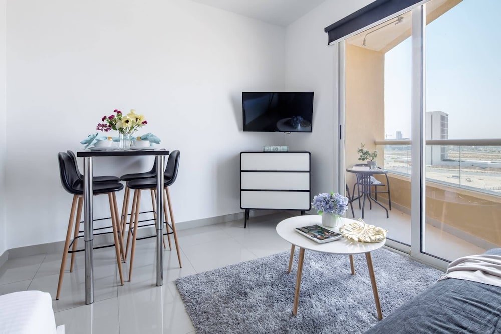 Дубай: Stylish and Comfy Studio in Lakeside Impz!